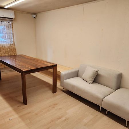 Zen Seoul Stay Luaran gambar